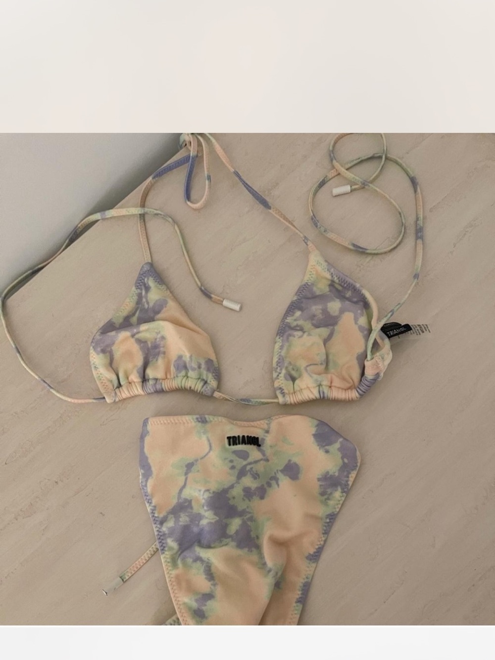 Triangl Bikini